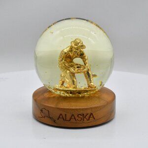 Vintage Alaska Globe Prospector With 24K Gold Flakes By Gemini Giftware Inc